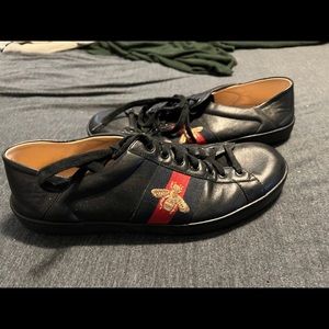 Mens Gucci sneakers
